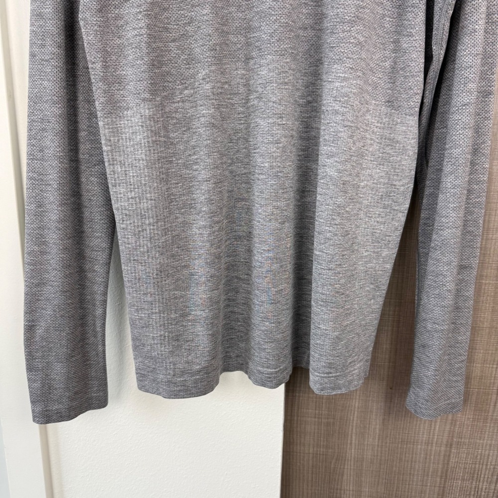 Lululemon Grey Metal Vent Tech Long Sleeve Shirt Tee 2.0 Slate White Size XL - Picture 12 of 14